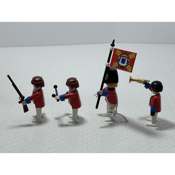 Set of 4 Vintage Geobra 1974 Soldiers, Figures - Picture 4 of 10